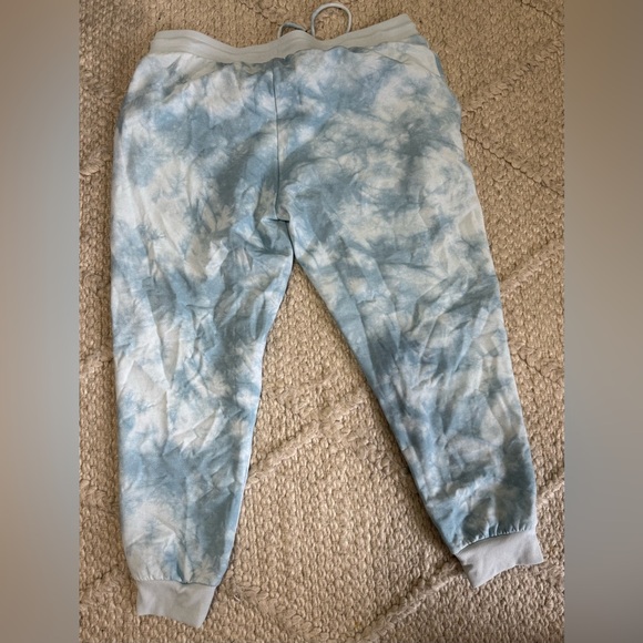 In the stars tie dye joggers - Picture 5 of 6